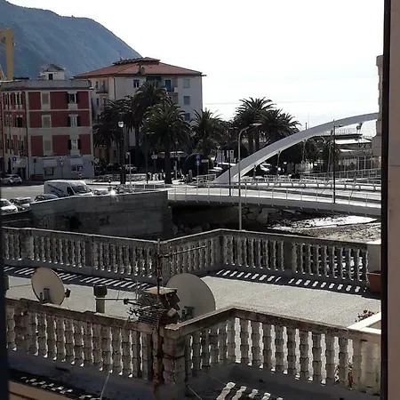 Riva Beach House Sestri Levante Buitenkant foto